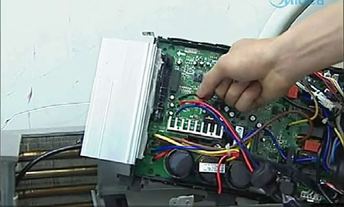 彰武美的空调电话是多少